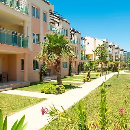 Wyndham Residences, Golf & Apartment