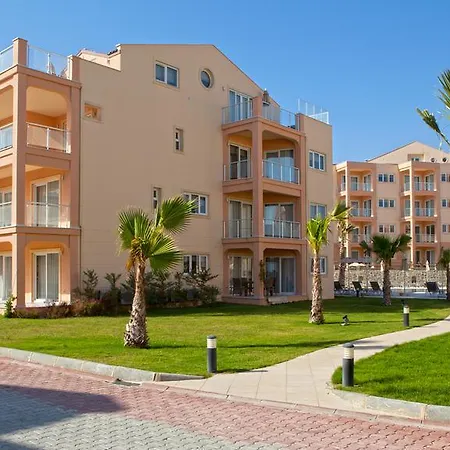 Wyndham Residences, Golf & Apartment